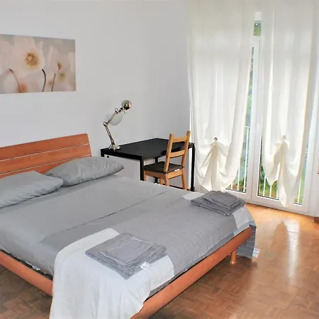 Casa Sofocle *