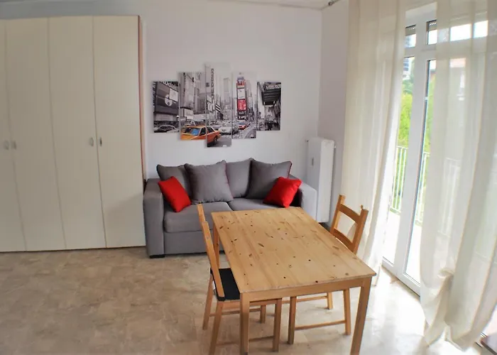 Casa Sofocle ميستر